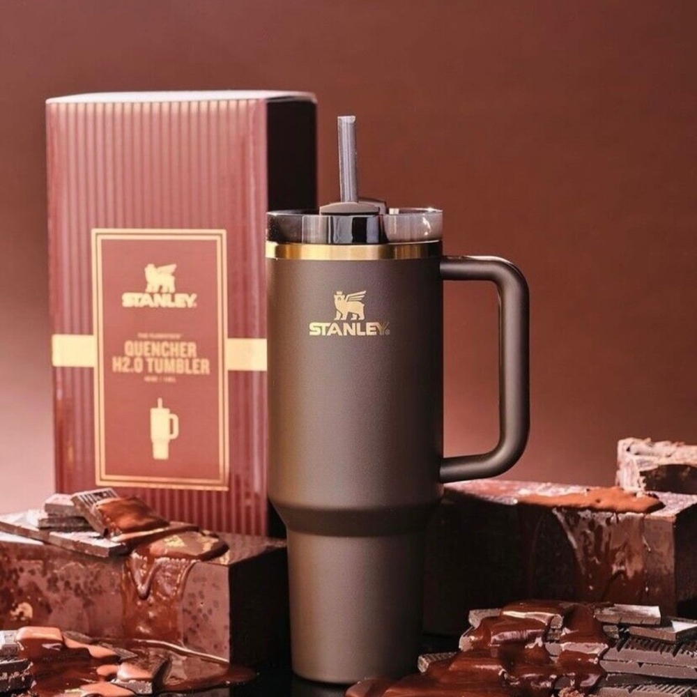 Chocolate and gold Stanley